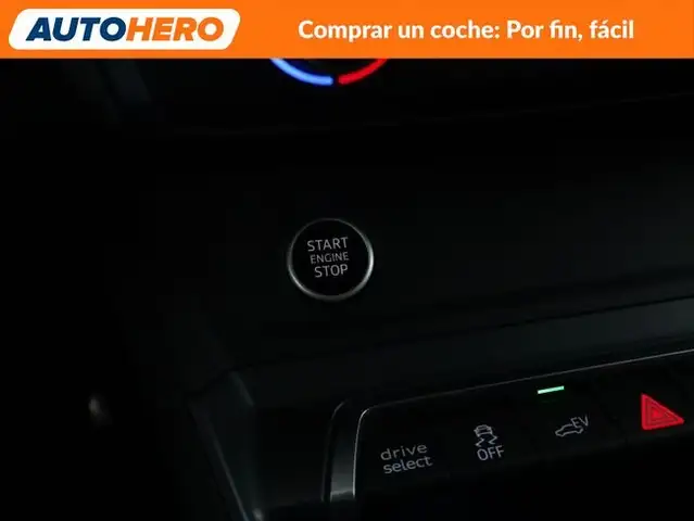Audi Q3 view 27