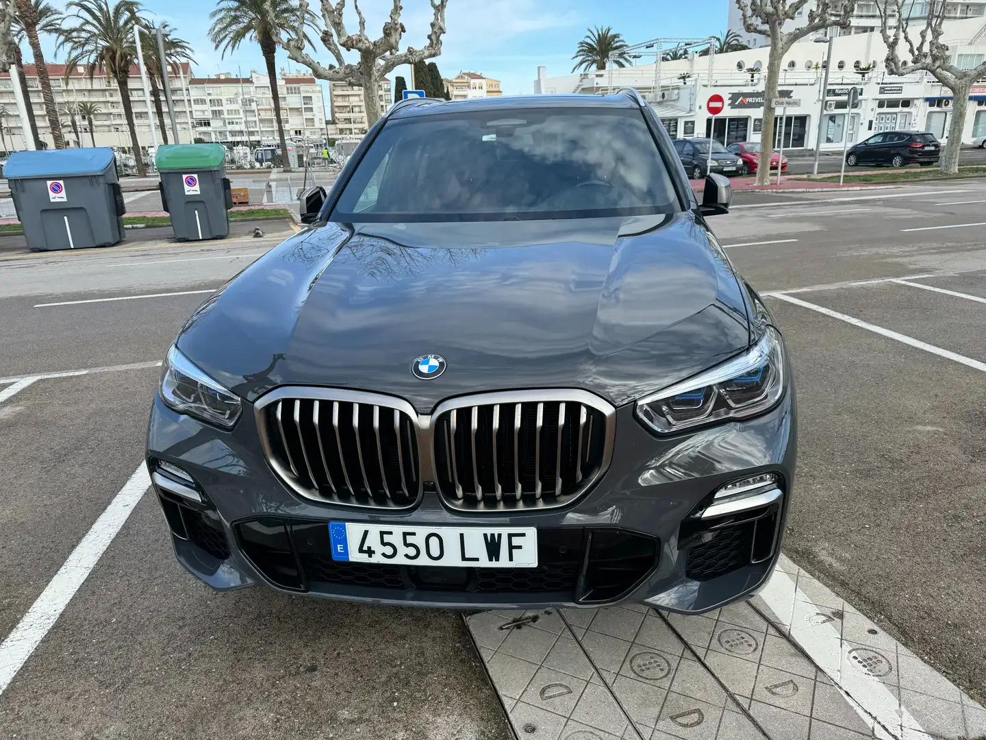 BMW X5 M M50i Gris - 2