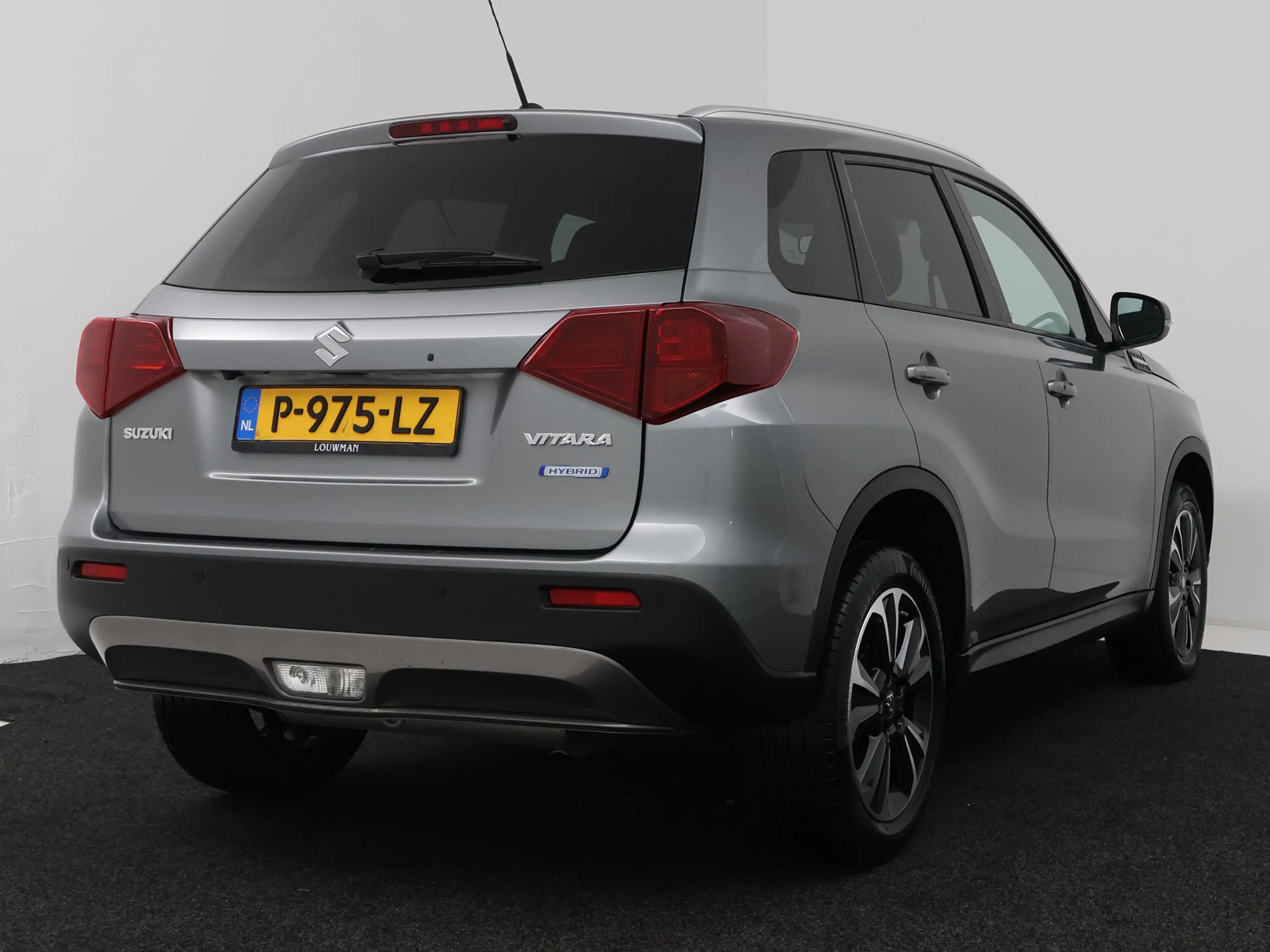 Suzuki Vitara 1.4 Boosterjet Style Smart Hybrid | Apple Carplay — photo 2