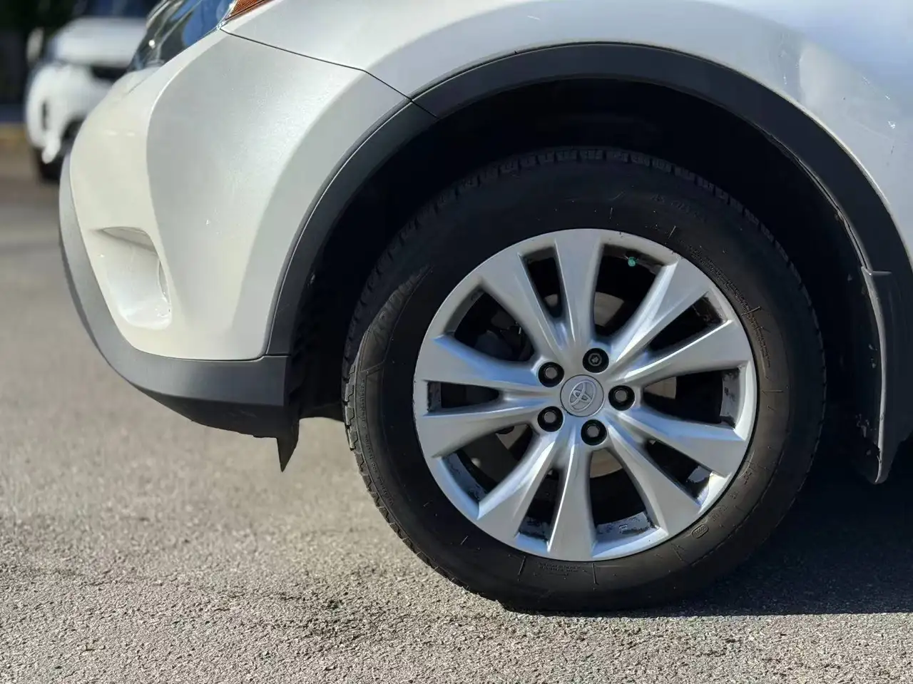 Toyota RAV 4 снимка Toyota RAV 4