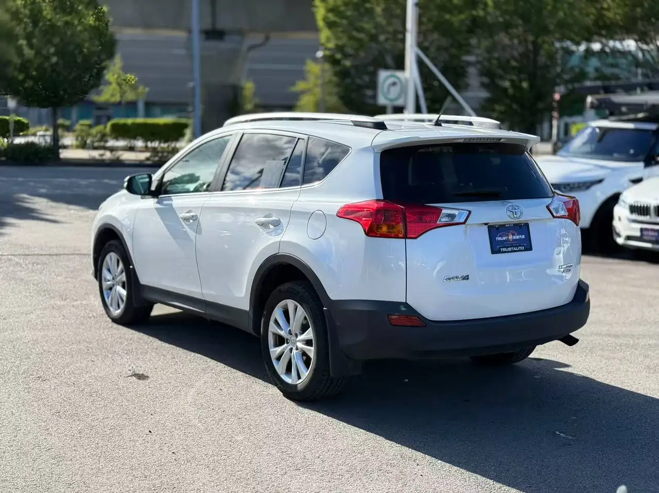 Toyota RAV 4 снимка Toyota RAV 4