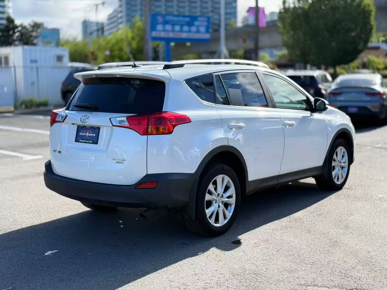 Toyota RAV 4 снимка Toyota RAV 4
