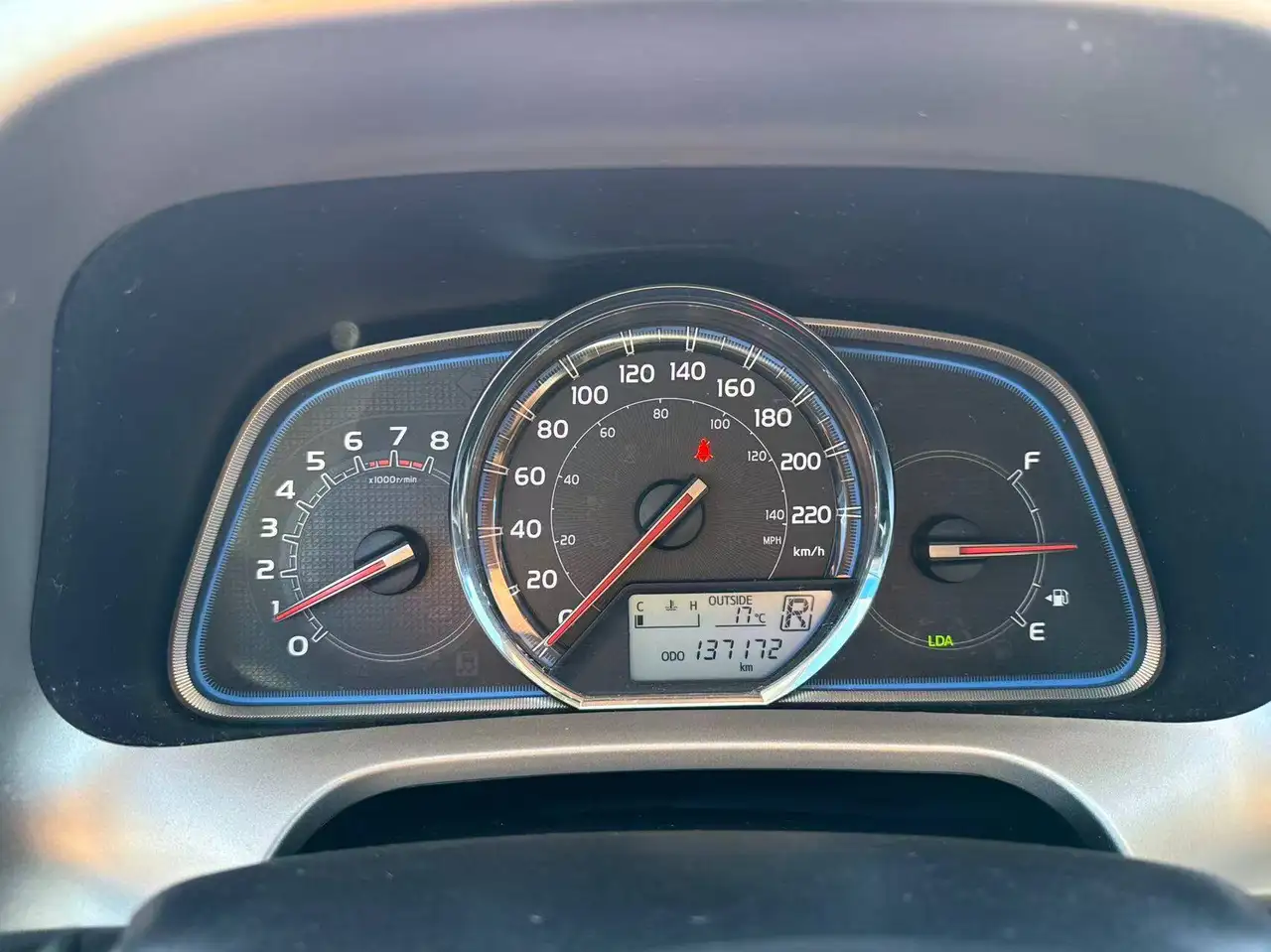 Toyota RAV 4 снимка Toyota RAV 4