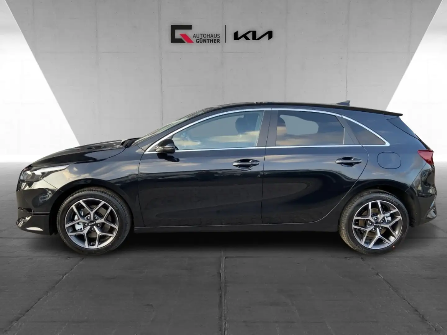 Kia Ceed / cee'd Ultimate Edition 1.5T 48V DCT Style Schwarz - 2