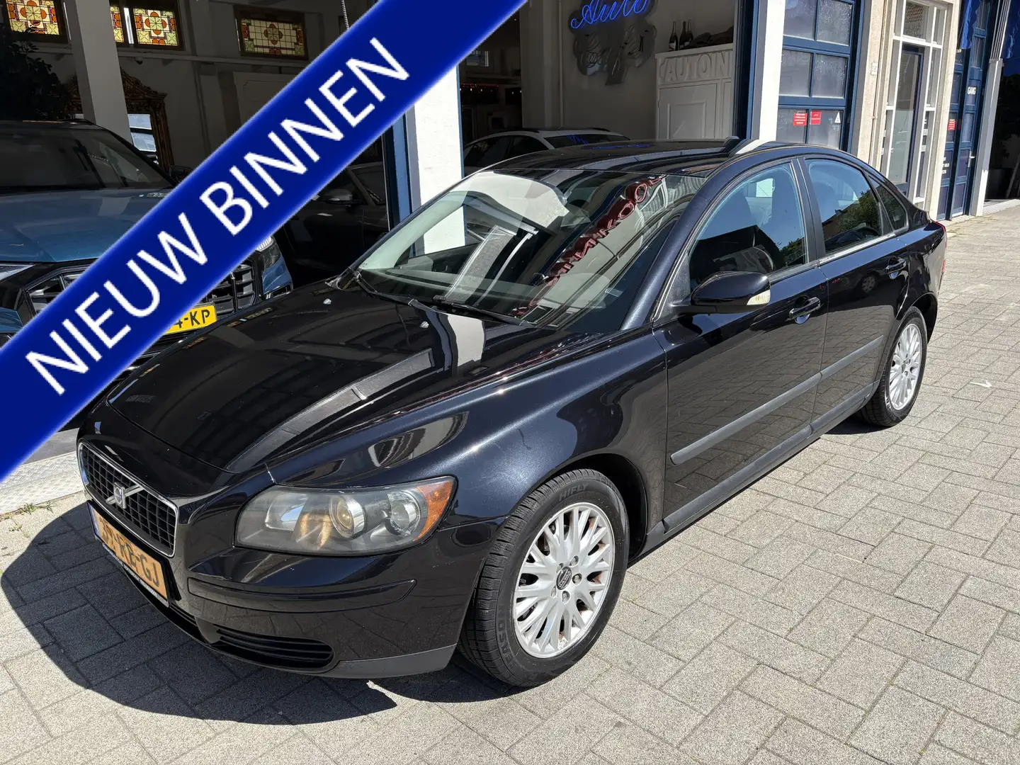 Volvo S40 1.8 Kinetic CLIMA/CRUISE/LM VELGEN Schwarz - 1
