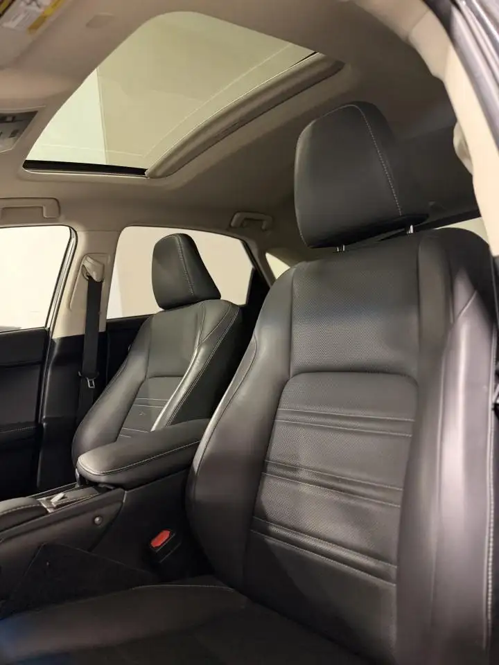 Lexus NX снимка Lexus NX