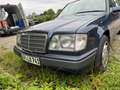 Mercedes-Benz 220 W124 Blau - thumbnail 10