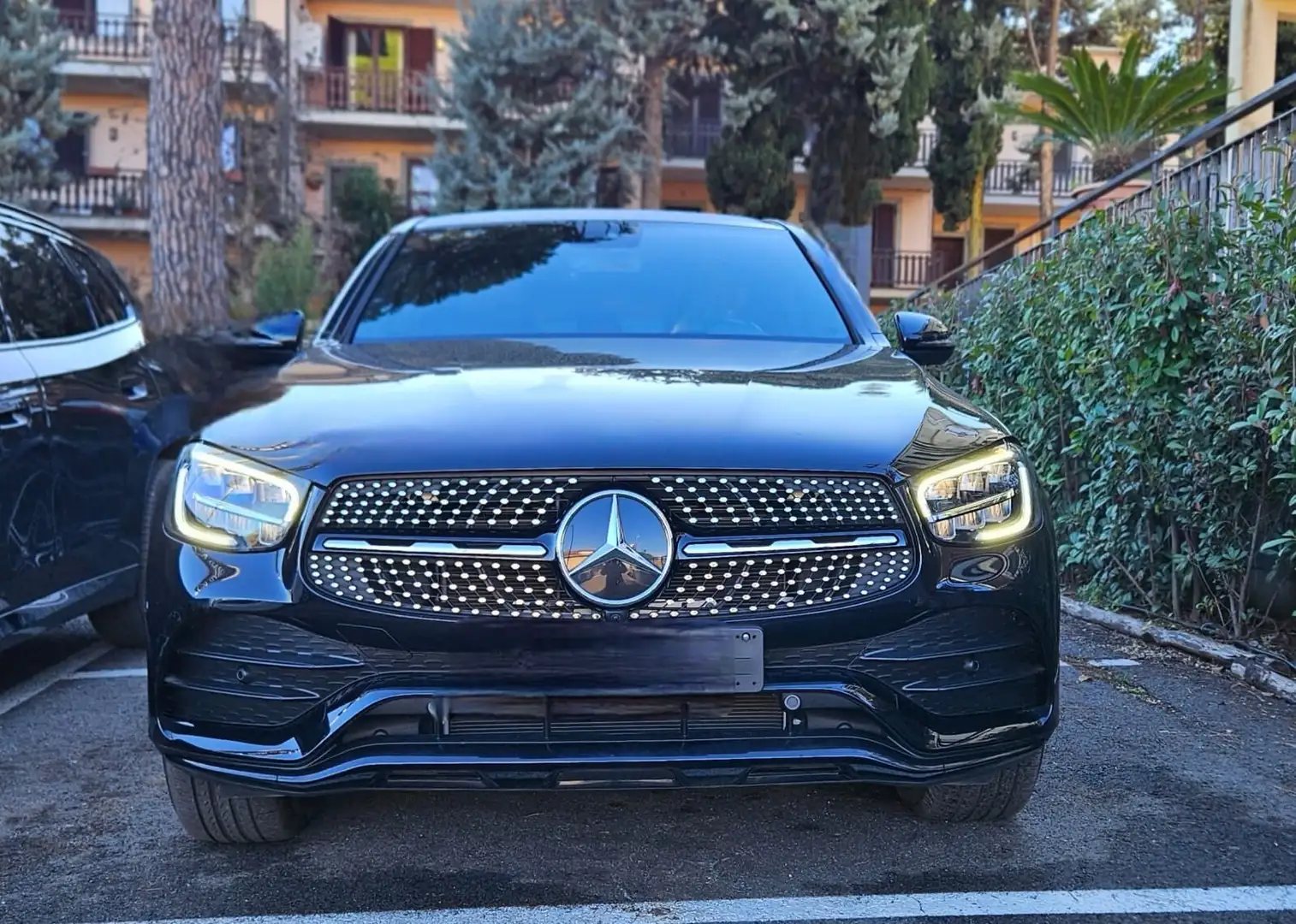 Mercedes-Benz GLC 220 GLC 220 d 4Matic Coupé Premium Plus Nero - 2