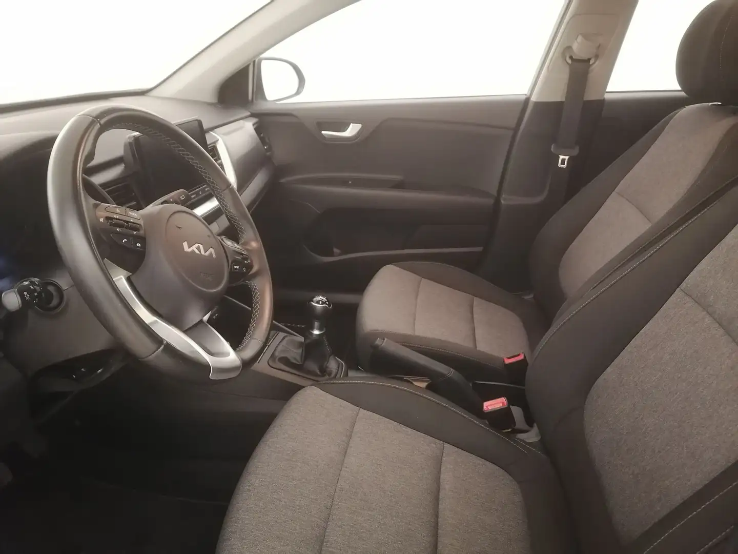 Kia Stonic 1.2 DPi Concept Gris - 2