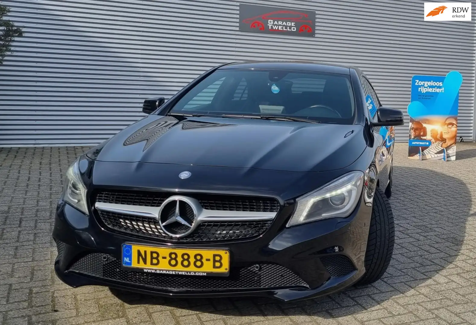 Mercedes-Benz CLA 180 Ambition navigatie cruise control, lm velgen, spor Noir - 1