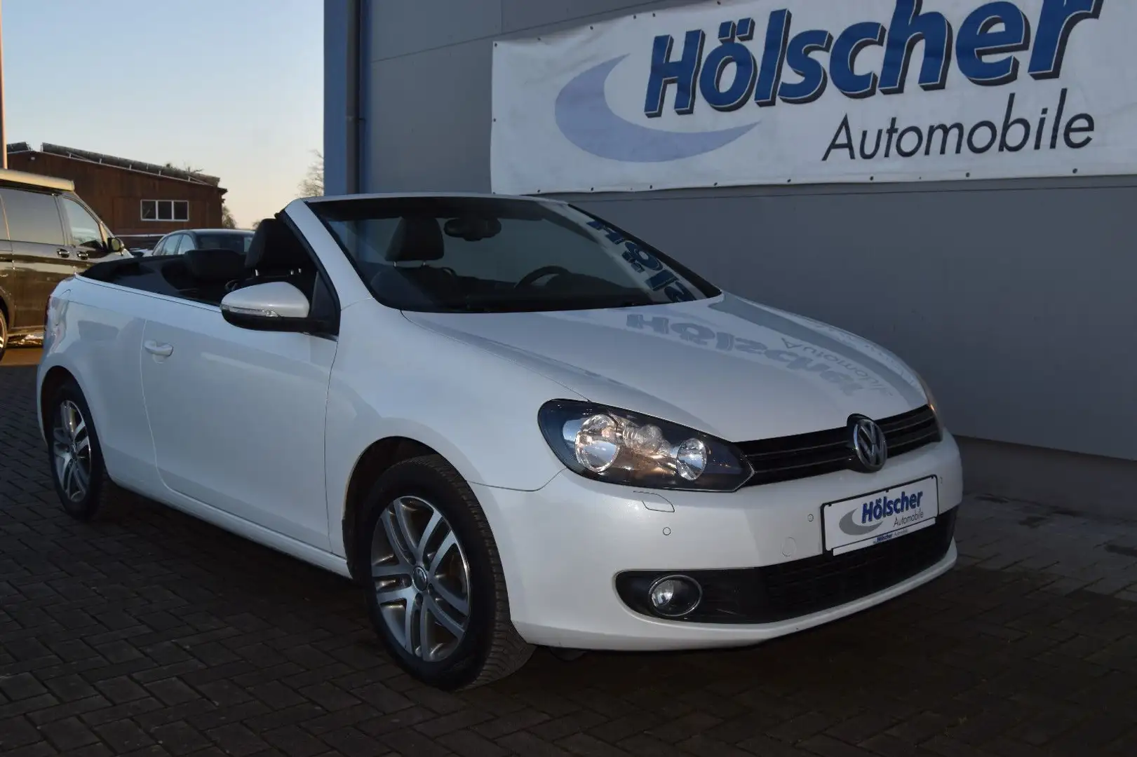 Volkswagen Golf 1.2 TSI Exclusive BMT Cabriolet Weiß - 1