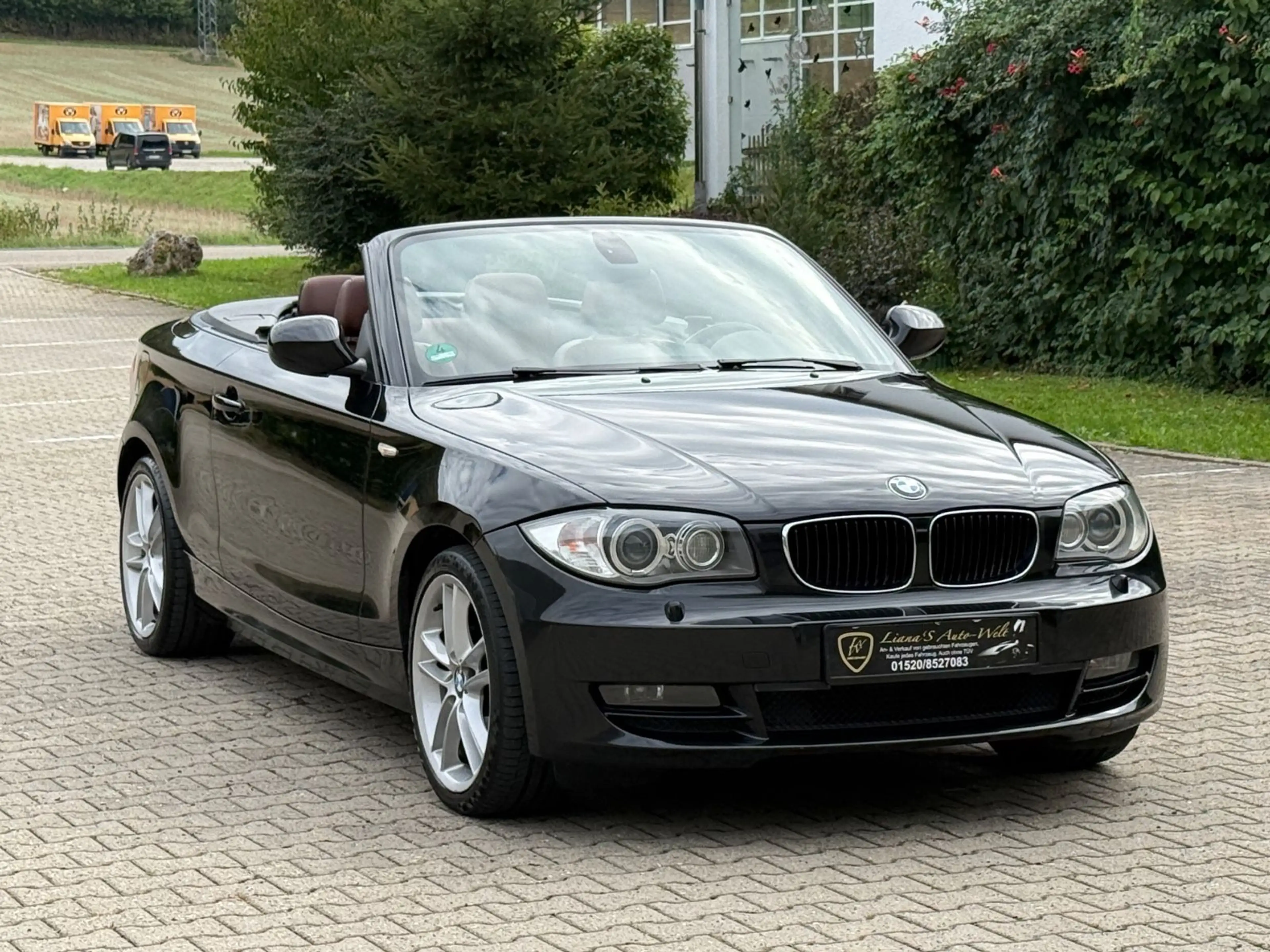 BMW 120 Cabrio 120d Leder Navi SHZ Xenon Tüv/Au 05.2027