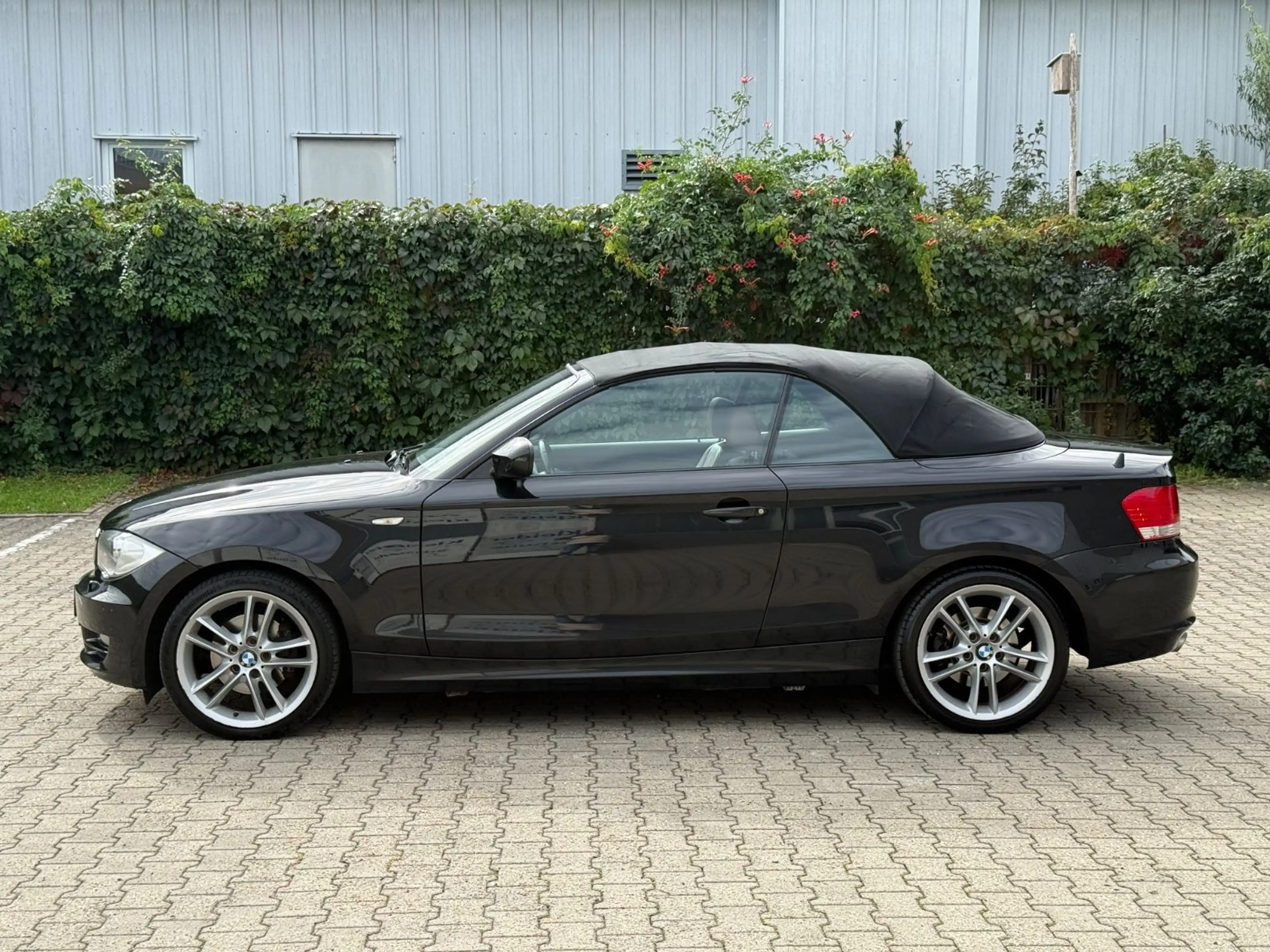 BMW 120 Cabrio 120d Leder Navi SHZ Xenon Tüv/Au 05.2027 — photo 19