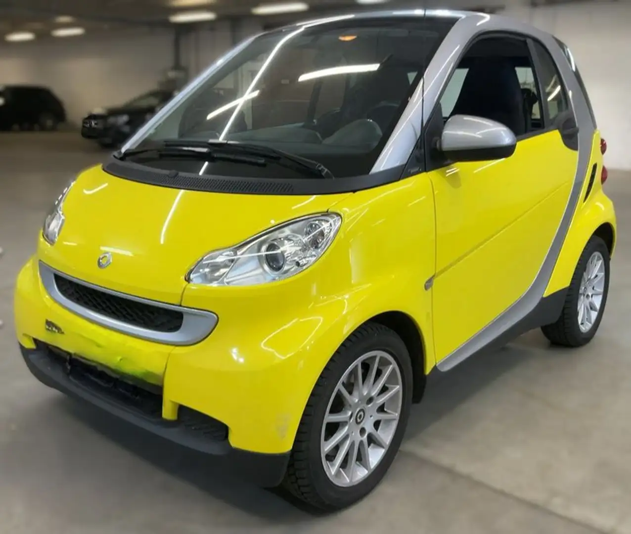 smart forTwo 1. HAND / ORIGINAL 21.000 KM / TOP Jaune - 1