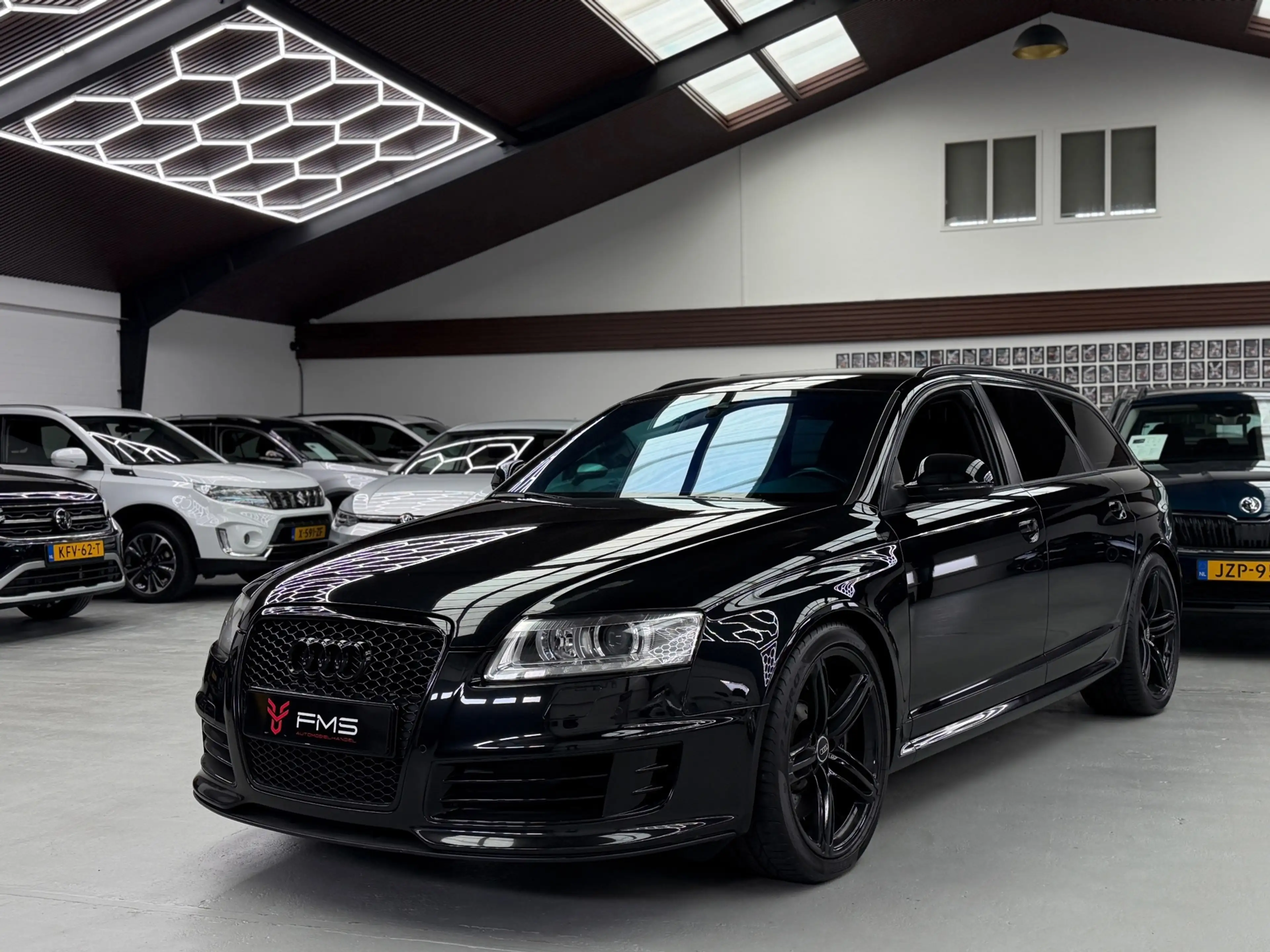 Audi RS6 Avant 5.0 TFSI V10 — photo 10