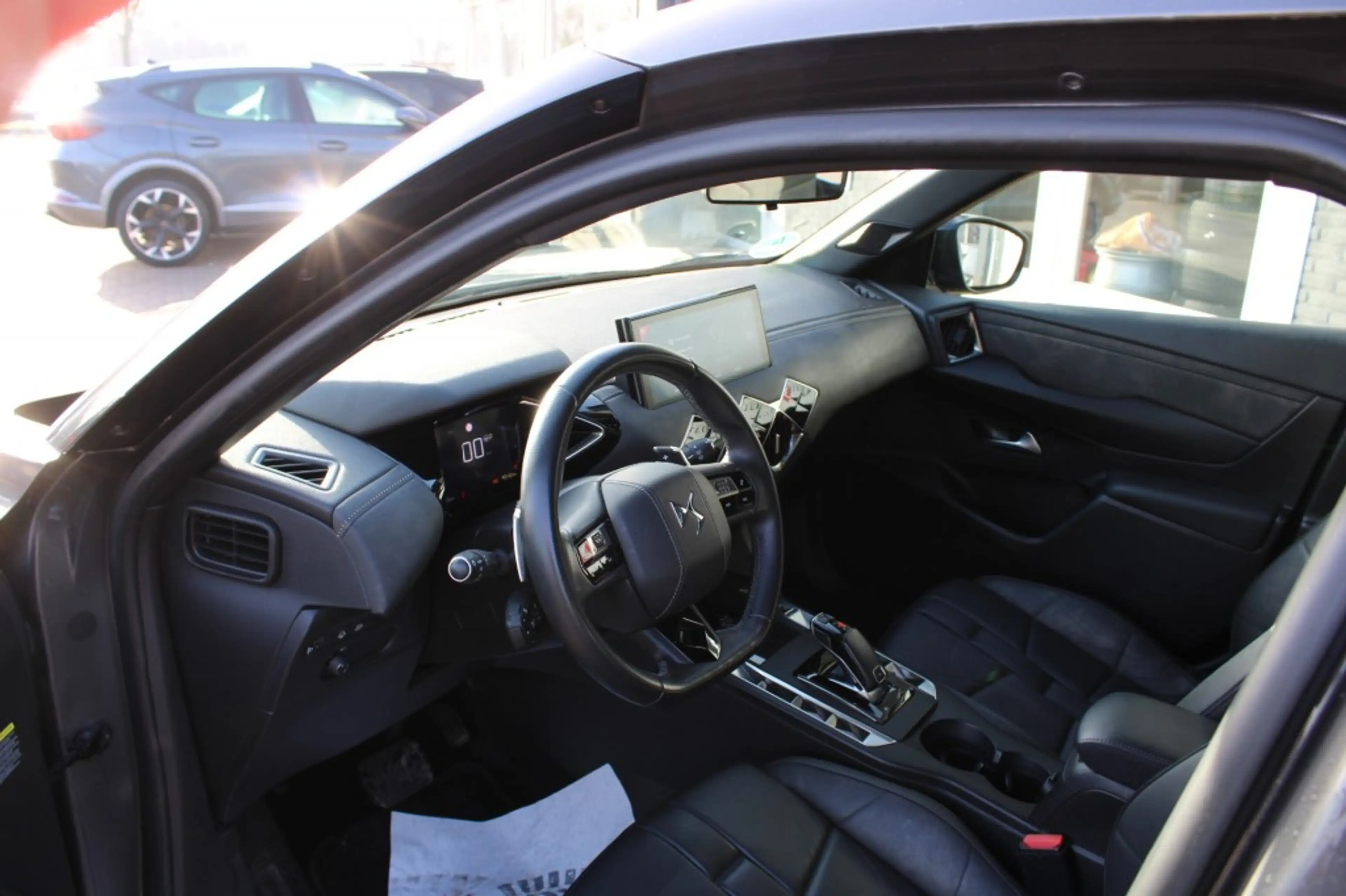 DS Automobiles DS 3 Crossback 1.2 PT Performance Line Navi Leder Climate Adaptiv — photo 7