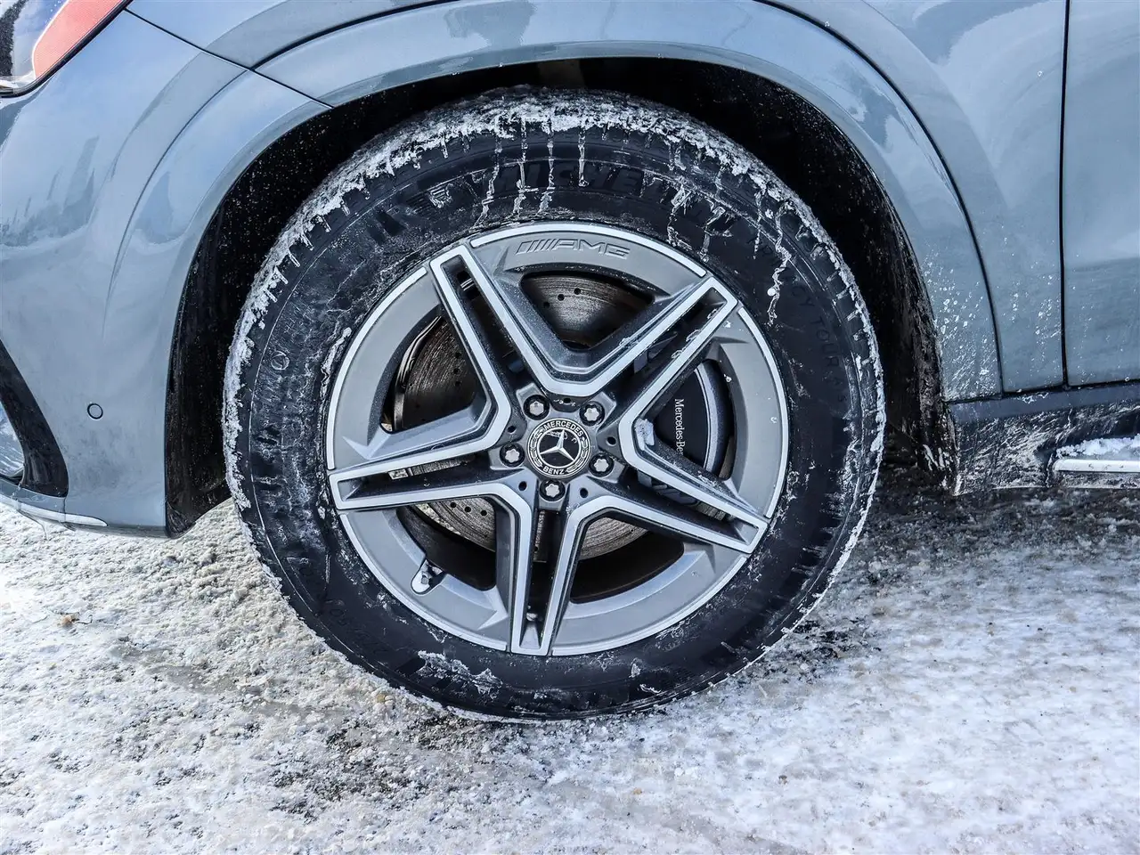 Mercedes-Benz GLE снимка Mercedes-Benz GLE