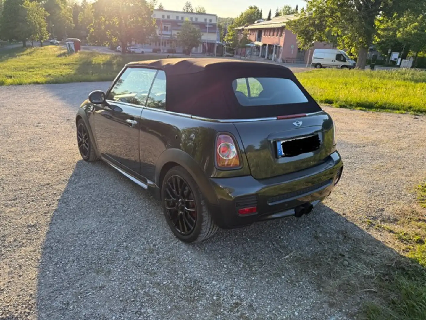 MINI John Cooper Works Cabrio Vollausstattung - 2