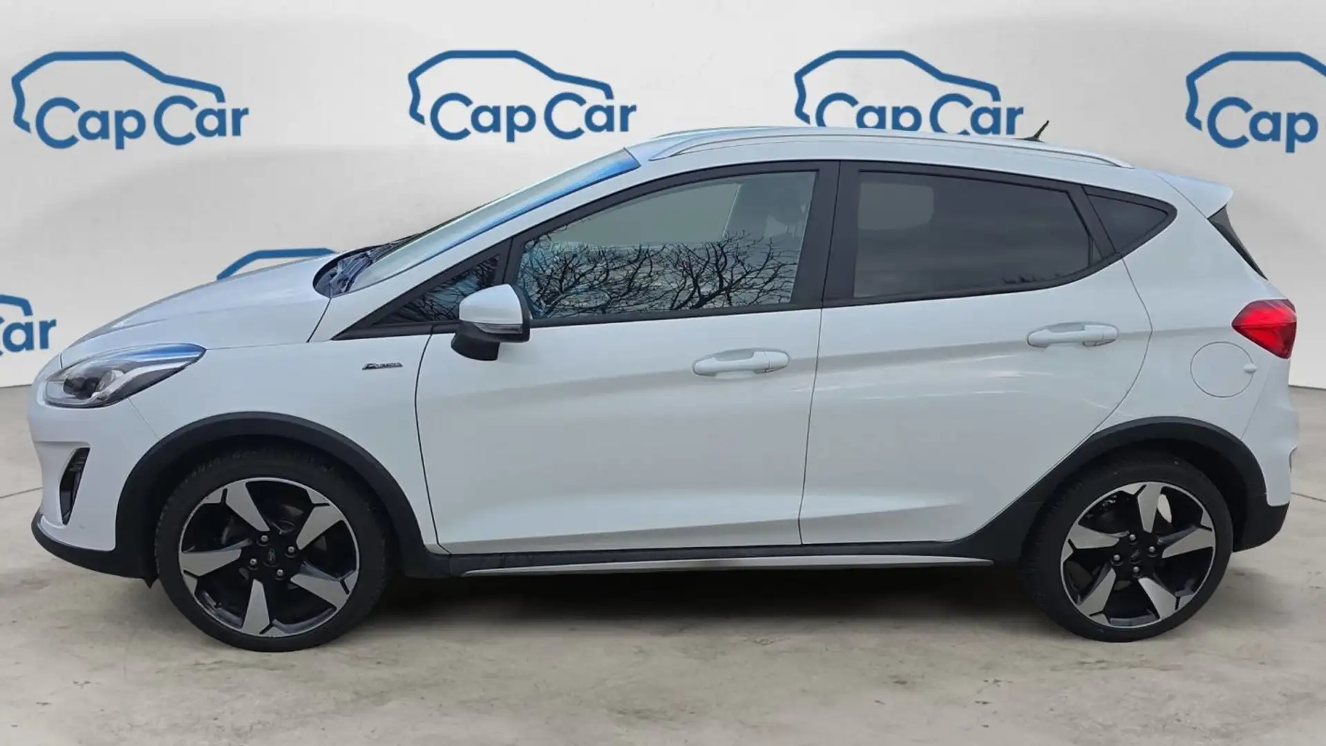 Ford Fiesta VI 1.5 TDCi 120 Active Blanc - 2