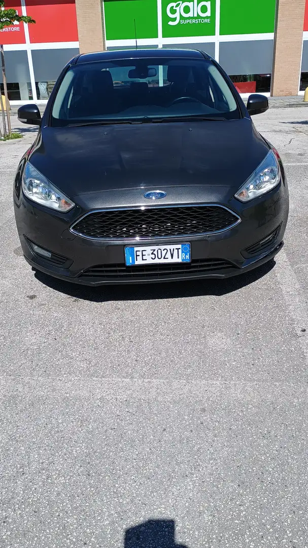 Ford Focus Focus 5p 1.5 tdci plus Grigio - 2