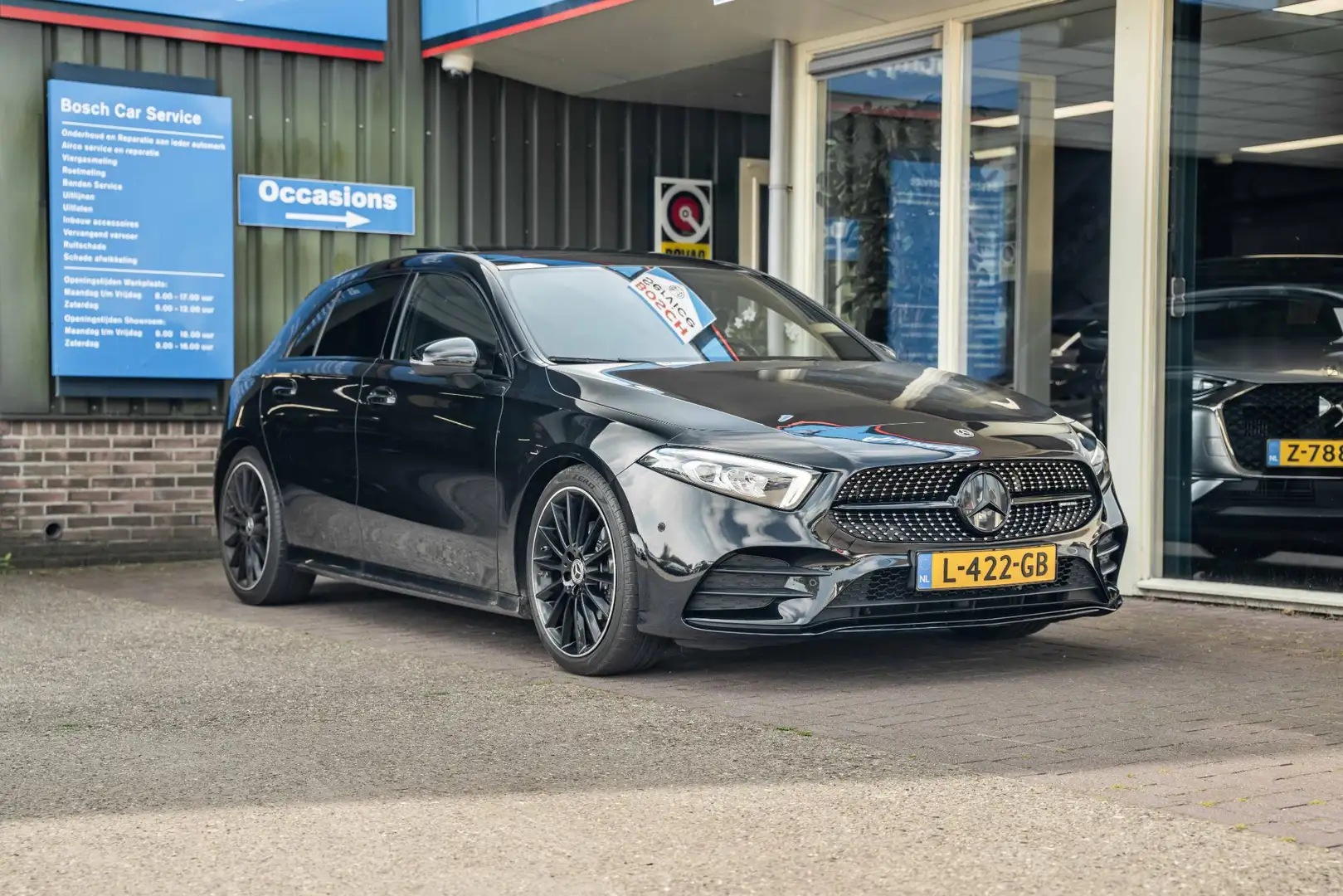 Mercedes-Benz A 180 Premium Plus Negro - 2