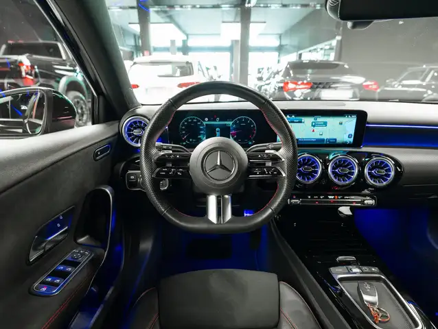 Mercedes-Benz A Class view 9