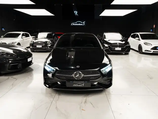 Mercedes-Benz A Class view 2