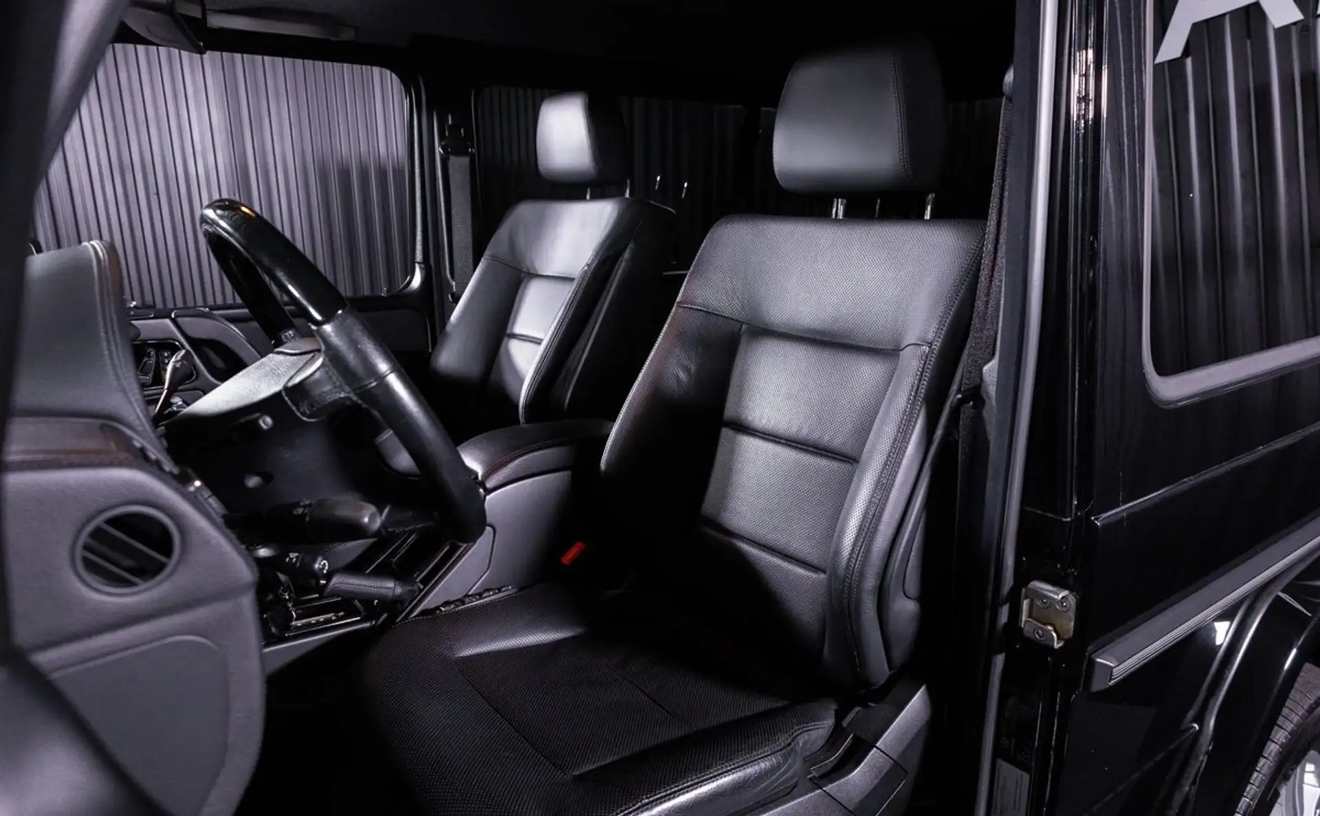 벤츠 G-Class G 500 2010 블랙 사진 8
