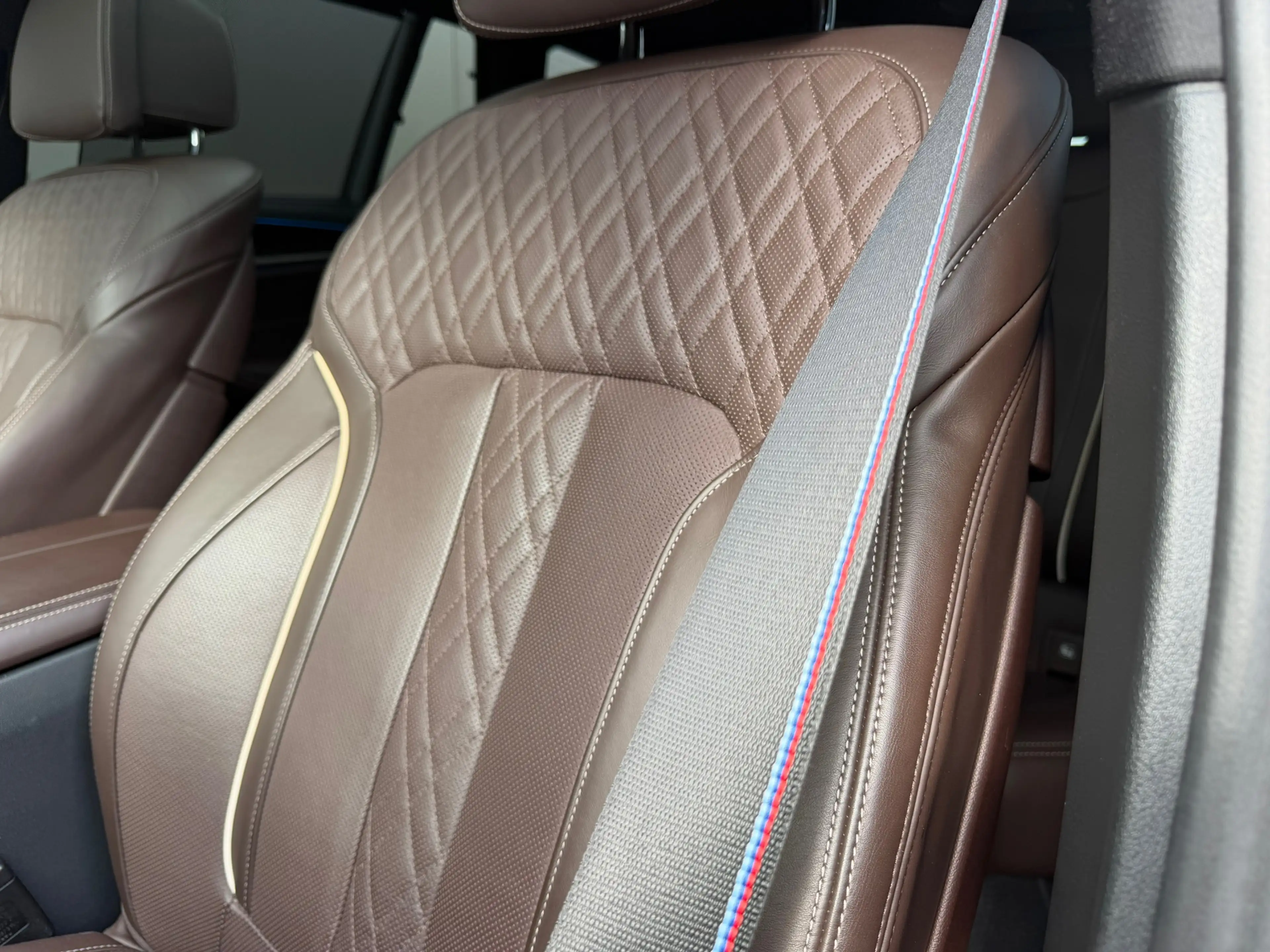 BMW 530 5-serie Touring 530e M-Sport Pro - Pano Trekhaak A — photo 12