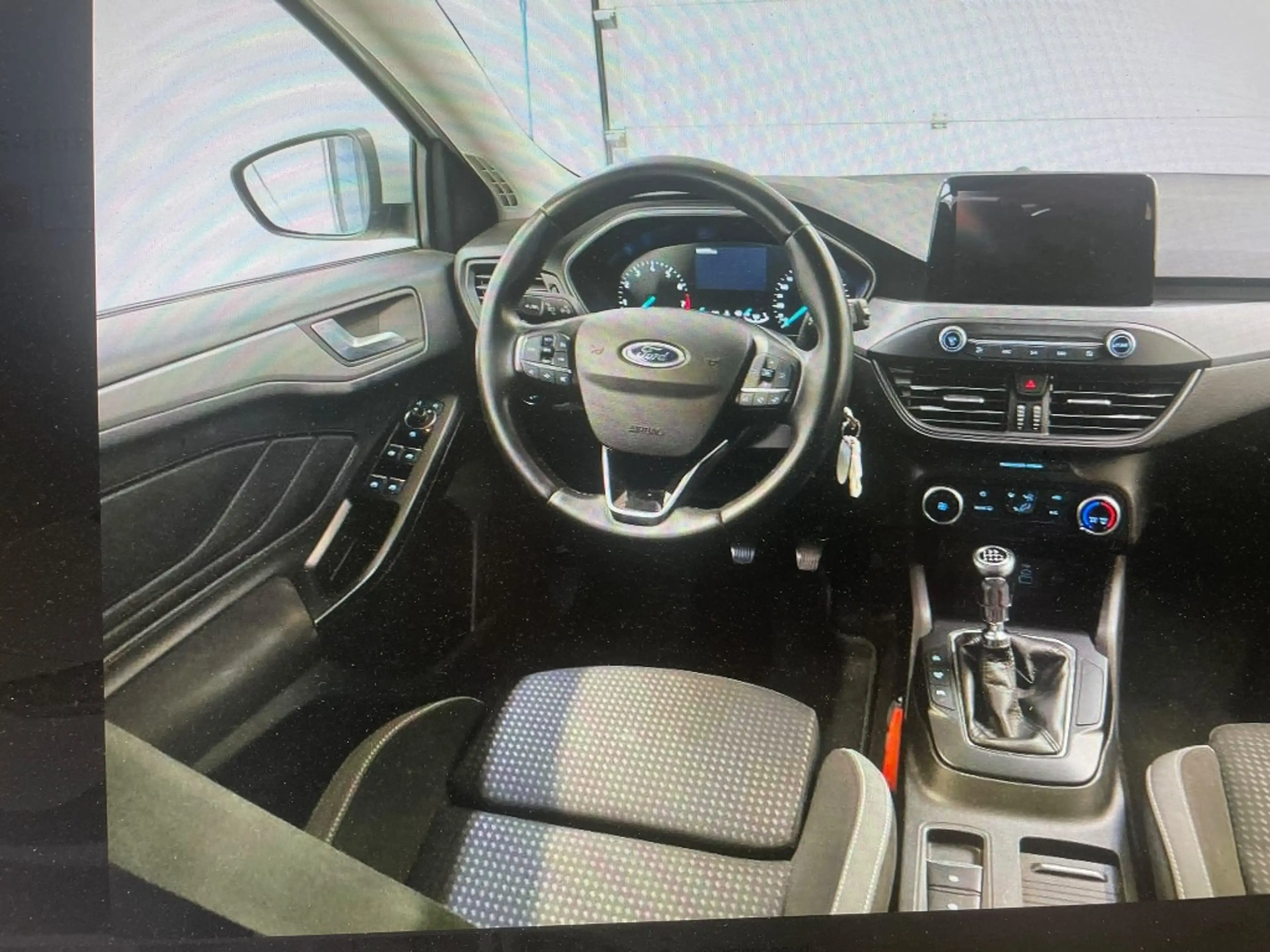 Ford Focus Wagon 1.0 EBH Connected TREKHAAK / CARPLAY / ANDRO — photo 6