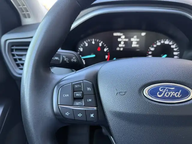 Ford Focus view 25