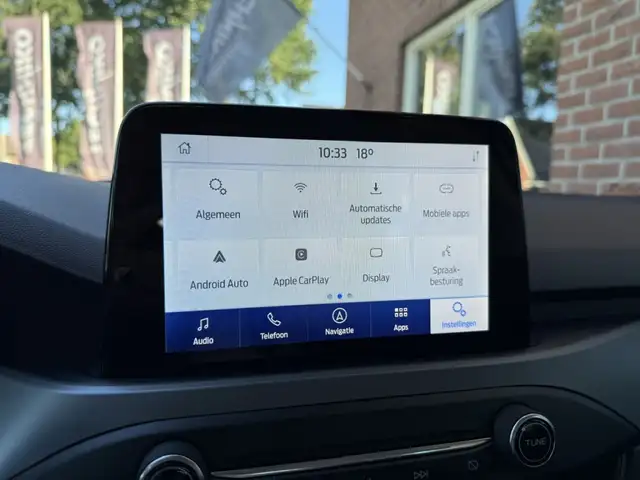 Ford Focus view 22