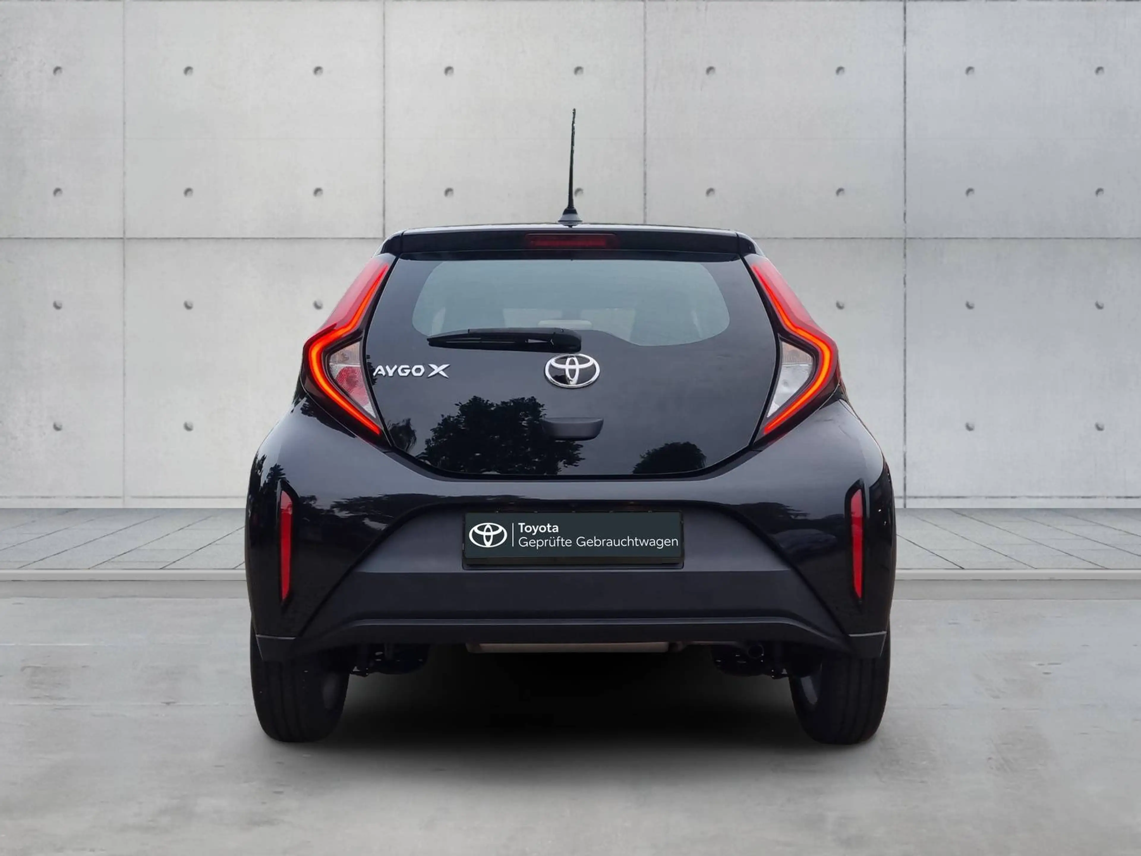 Toyota Aygo X Play — photo 3