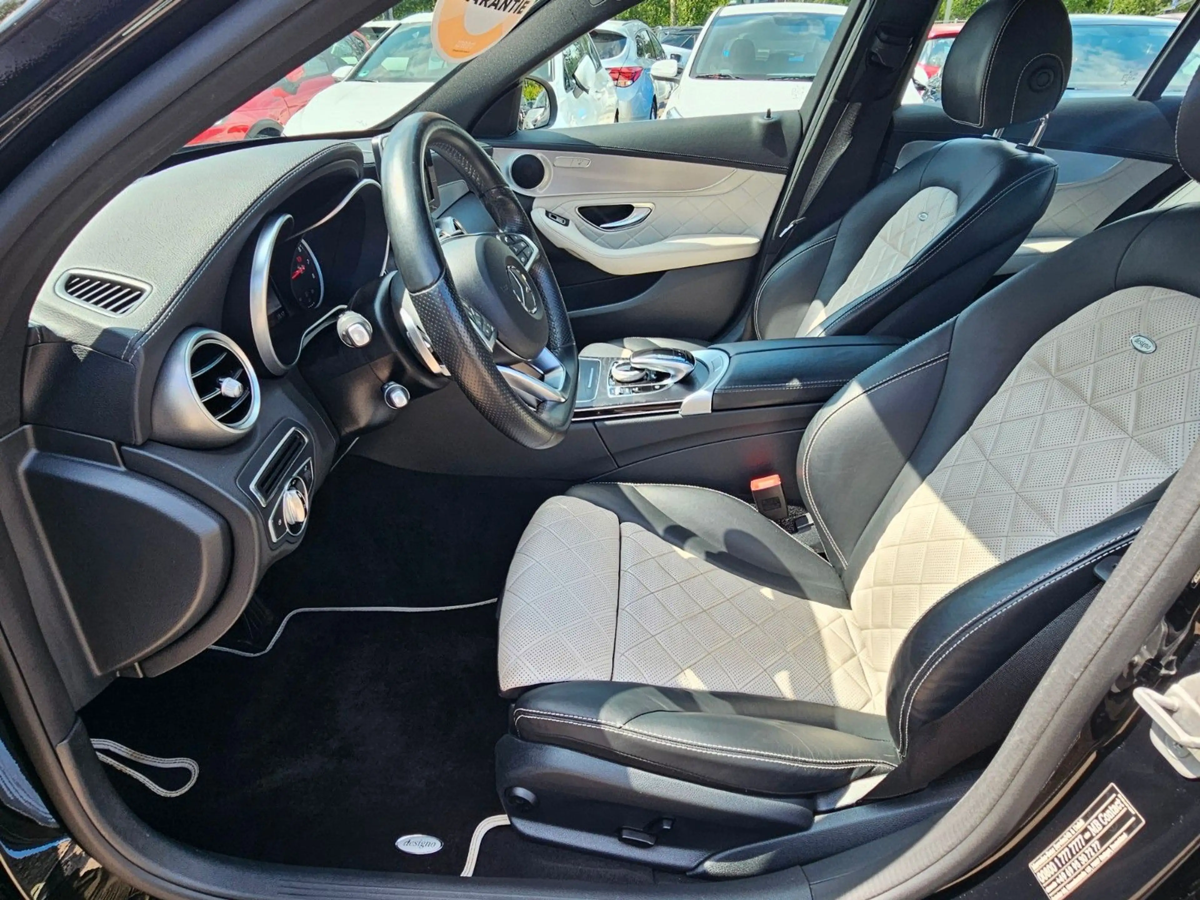 Mercedes-Benz C 400 4Matic Edition 1 LED*Keyless*Designo Innen — photo 12