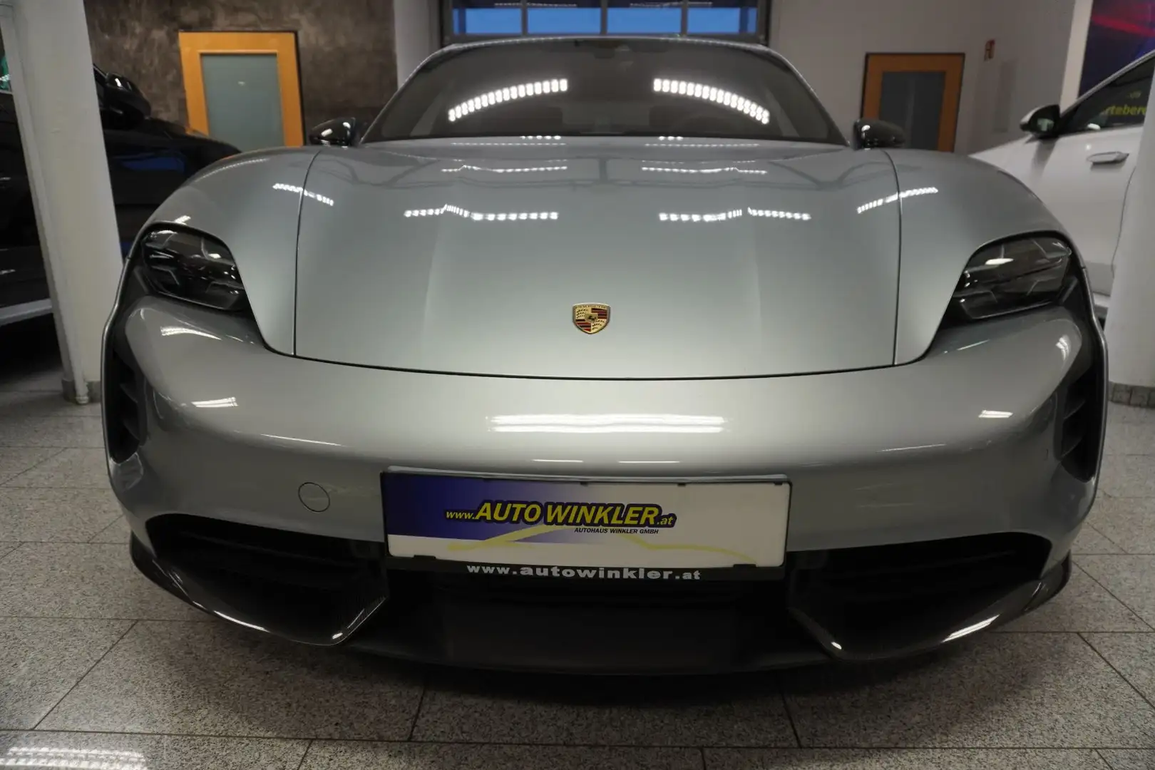 Porsche Taycan Turbo S Aut. NP: 241.000,- Burmester/Leder/LED Grau - 2