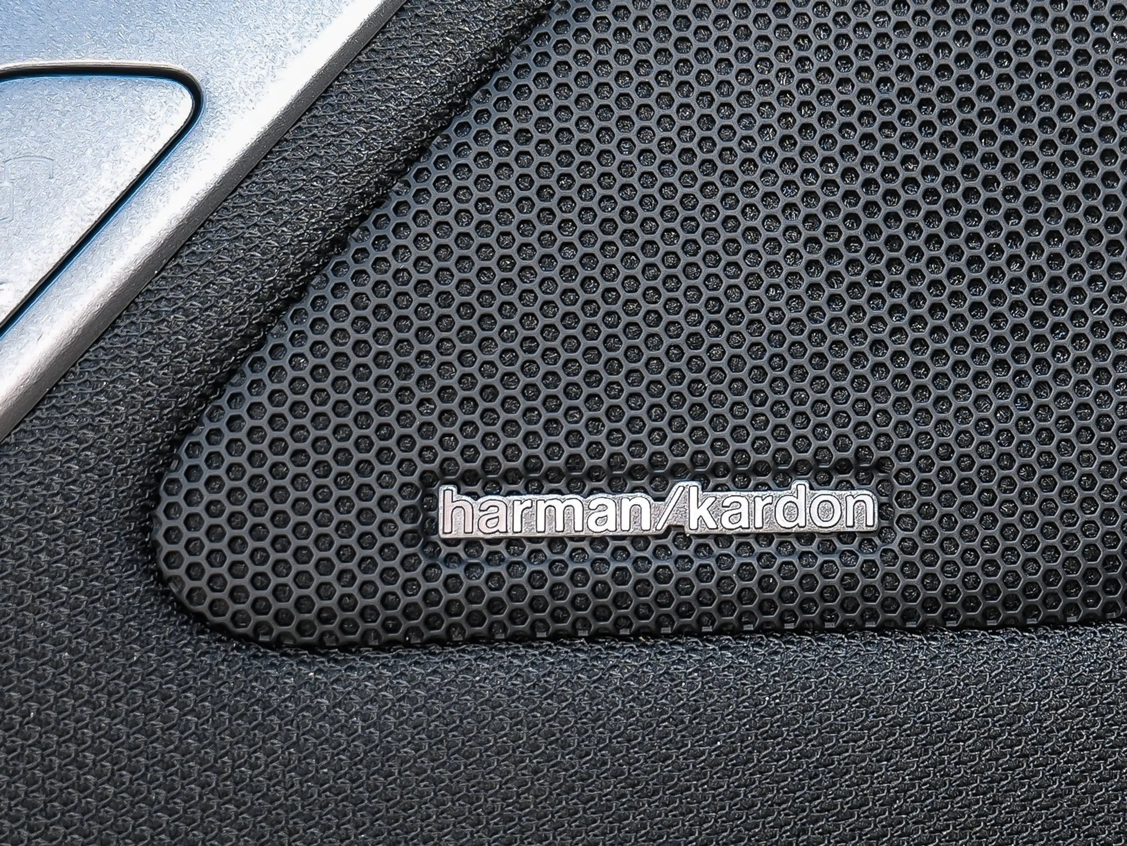 BMW iX xDrive45 23" M Sport Pro Luftfederung 360° HuD — photo 6