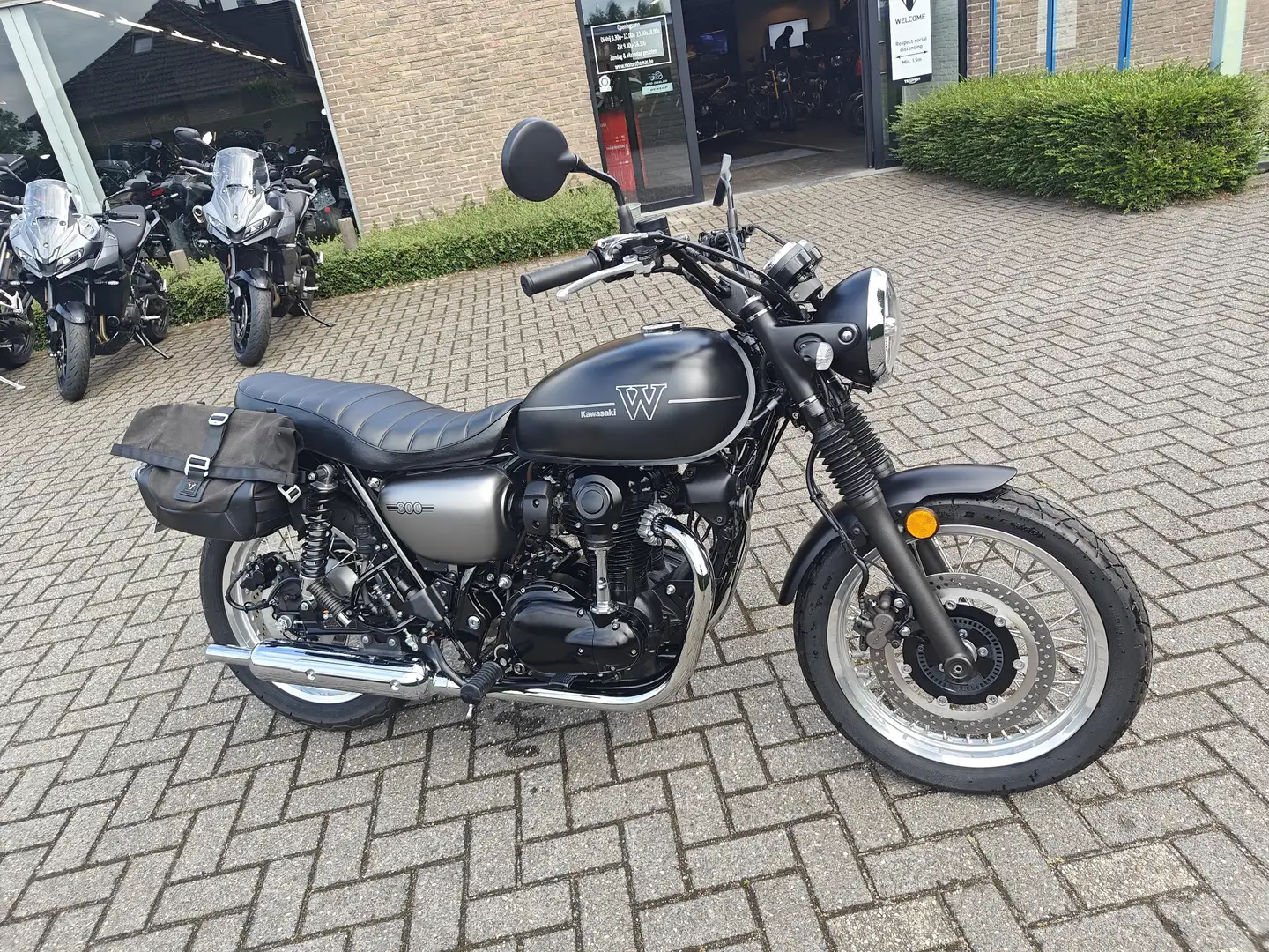 Kawasaki W 800 Сірий - 1
