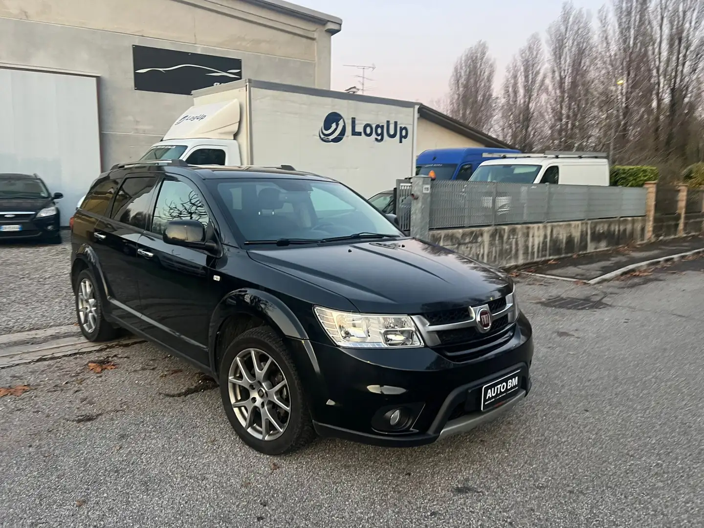 Fiat Freemont Freemont 2.0 Mjt 170 CV 4x4 aut. Lounge Noir - 2