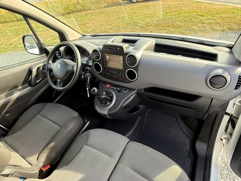 Peugeot Partner 1.6 HDi — photo 7