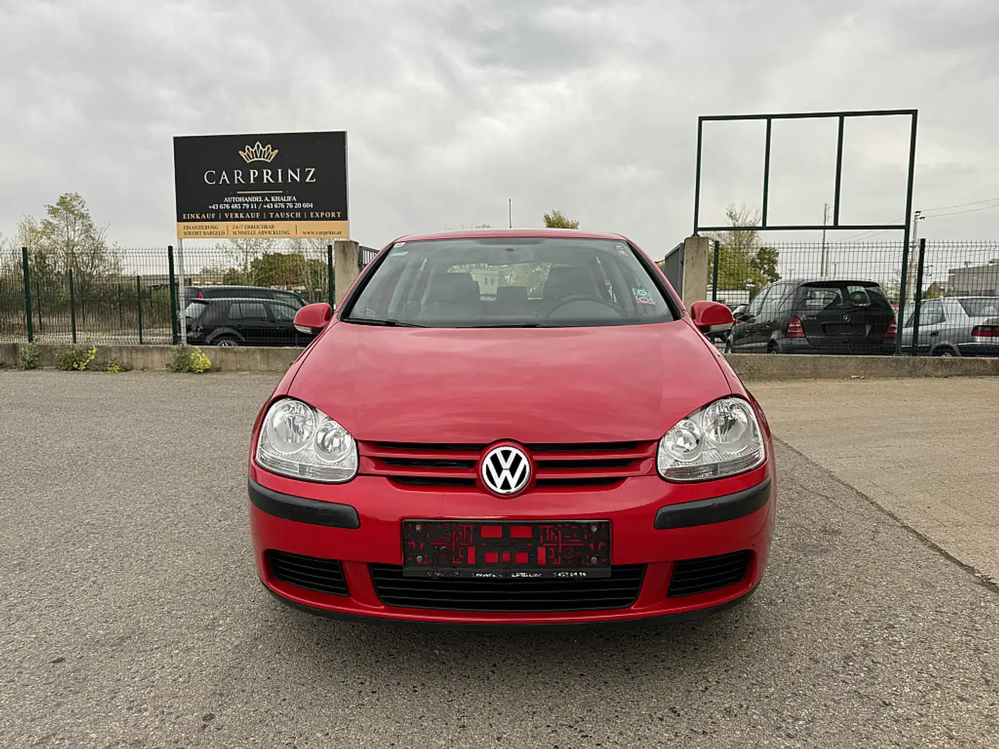 Volkswagen Golf Trendline 1,9 TDi Rojo - 2
