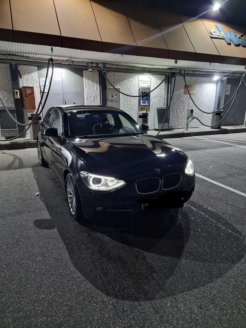 BMW 116 116d Sport Line Schwarz - 1