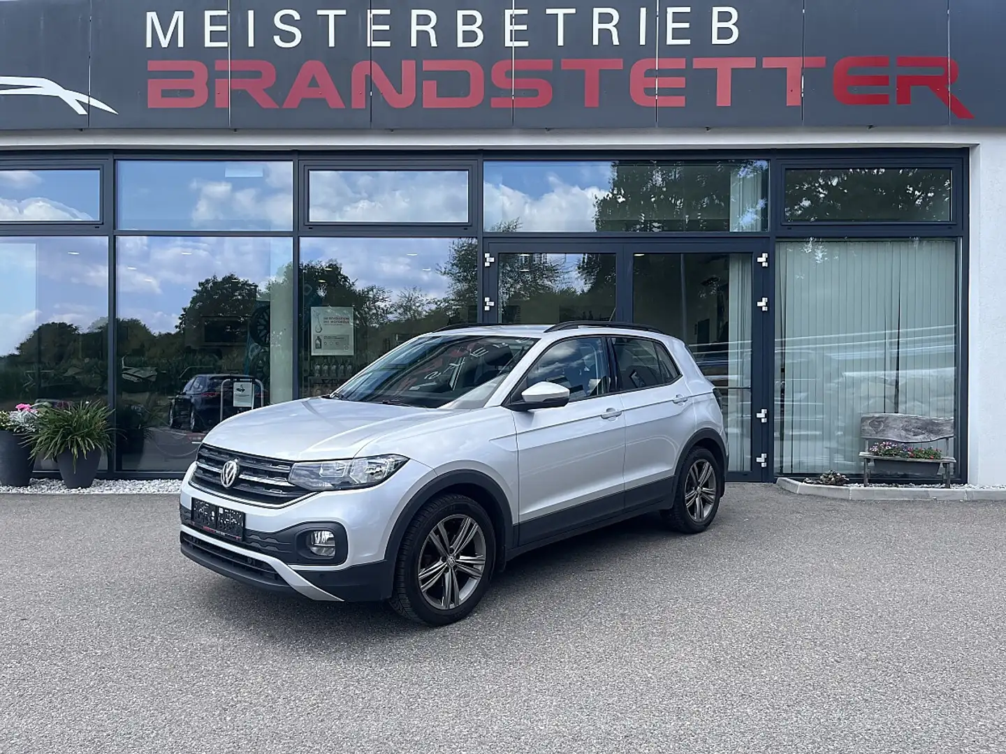 Volkswagen T-Cross 1,0 TSI Life Silber - 1