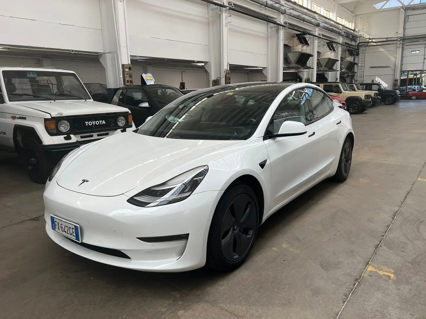 Tesla Model 3 Long Range Dual Motor awd Bianco - 1