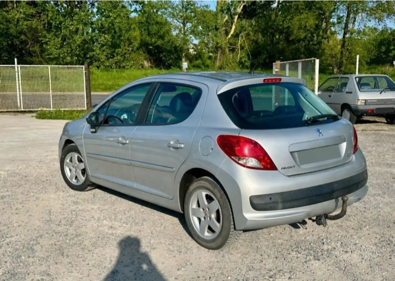 Peugeot 207 1.6 VTi 120ch Allure A