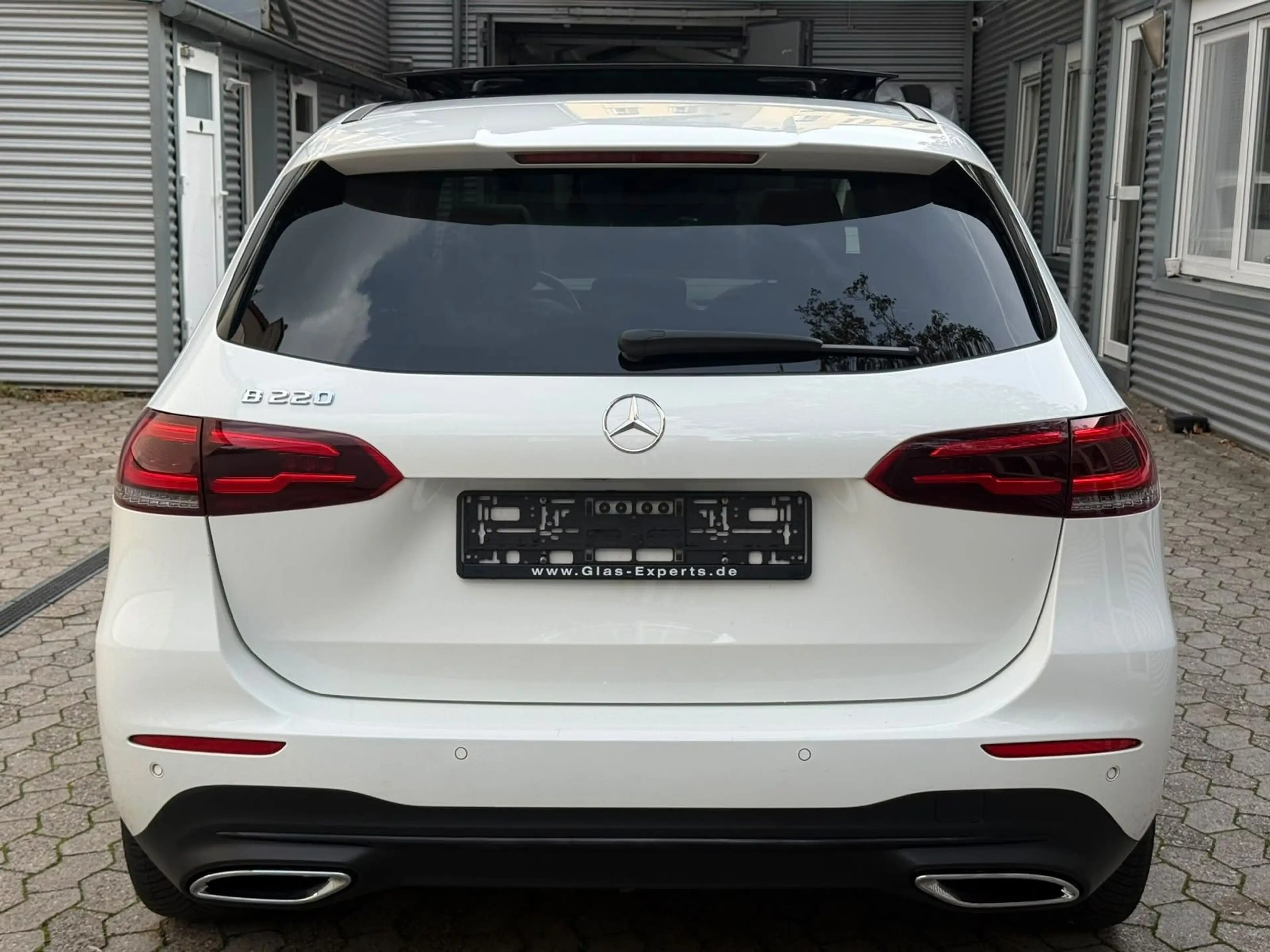Mercedes-Benz B 220 Burmester Pano Spurhalte Widescreen — photo 6