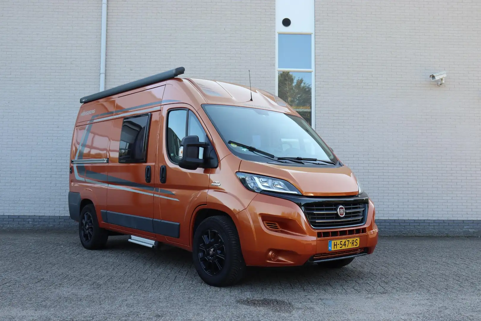 Weinsberg Cara R47 2.3JTD 130CV E5 FURGONE P.MEDIO Orange - 2