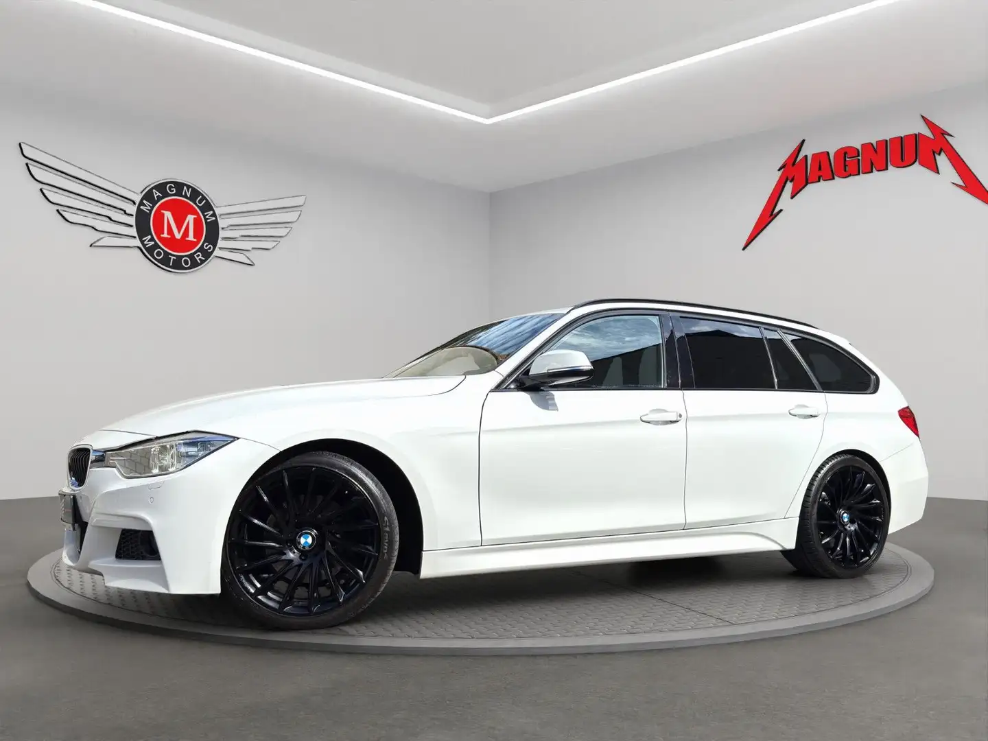 BMW 330 d TOURING M SPORT*Aut.*Leder*Navi Pro.*Panor* Weiß - 2