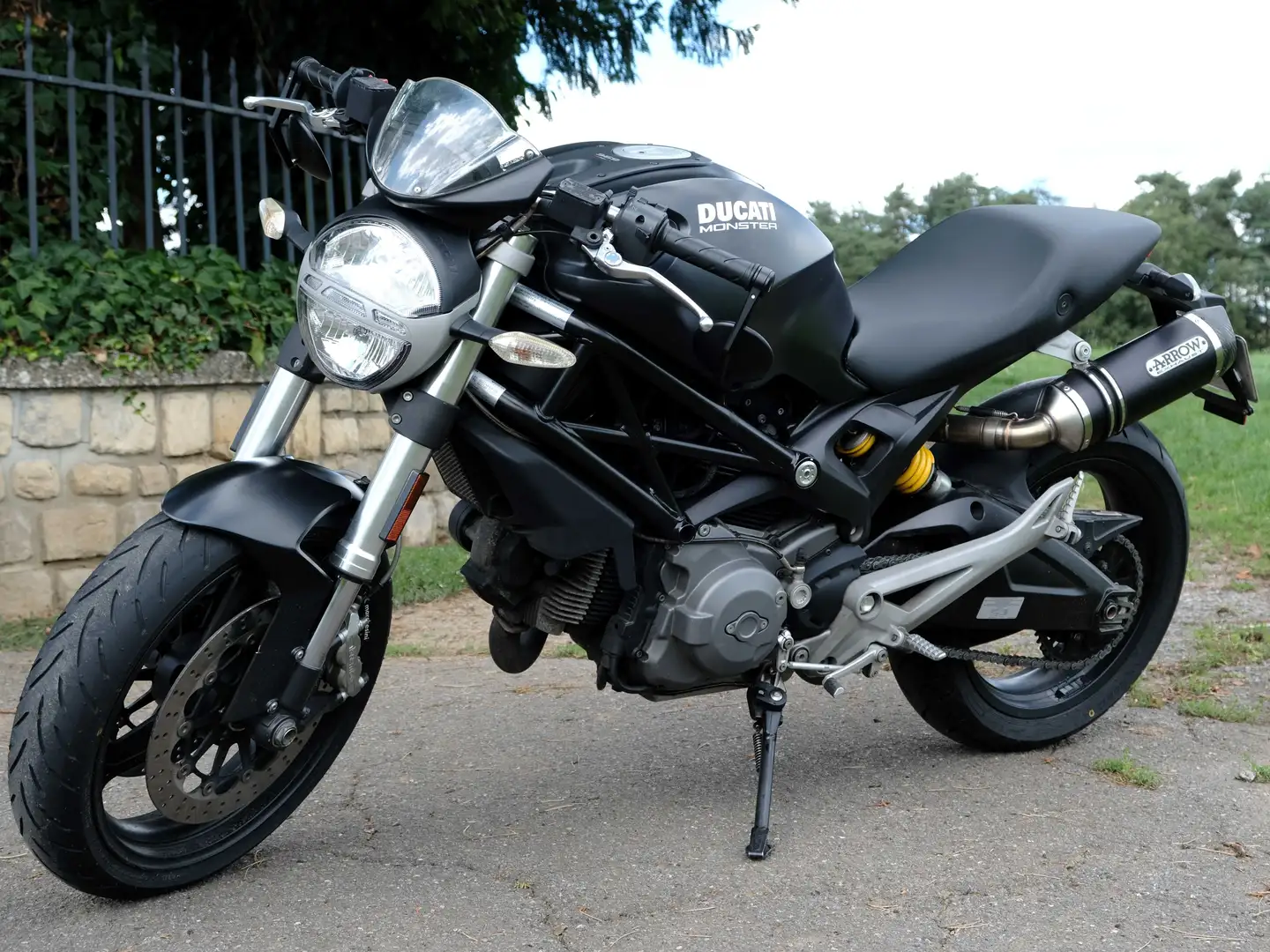 Ducati Monster 696 Černá - 1