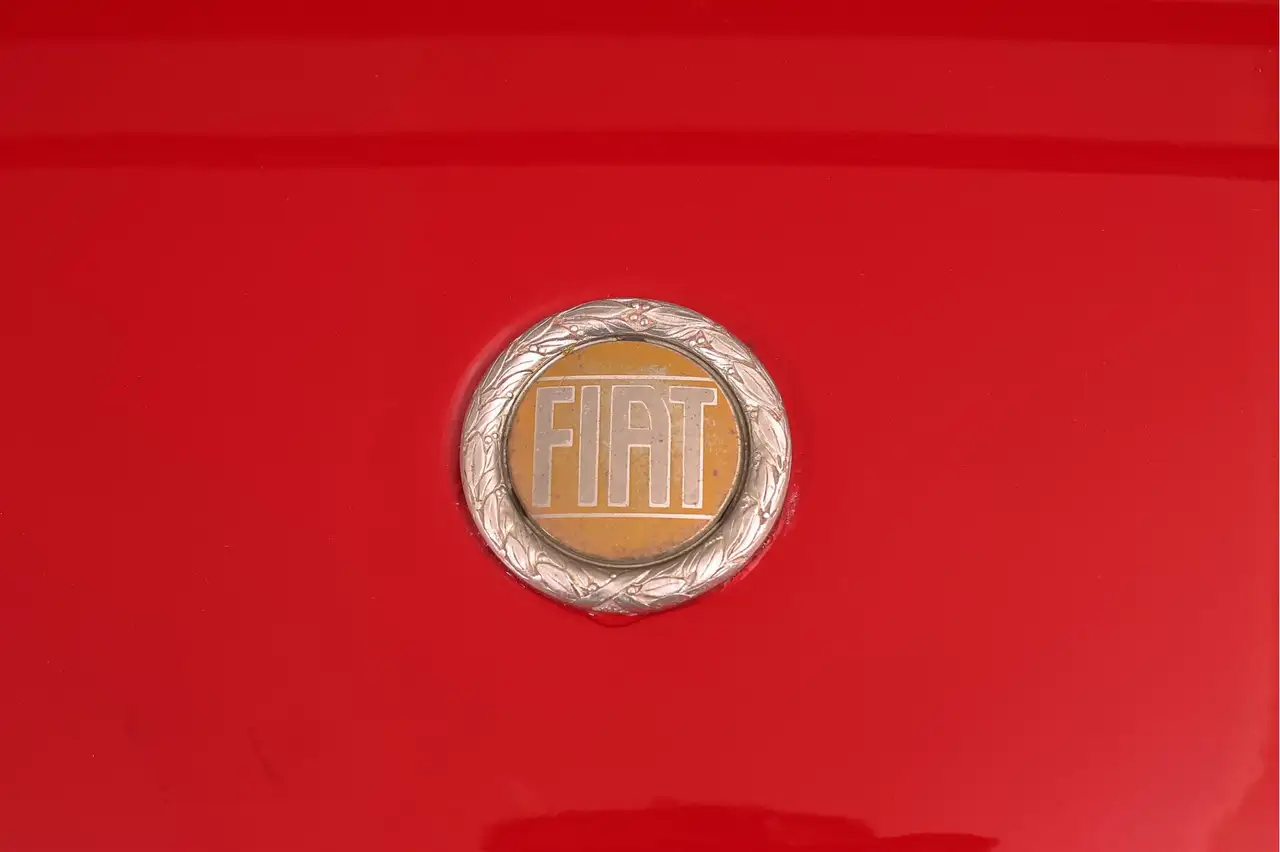 Fiat 124 Spider 2000 injectie, foto 5