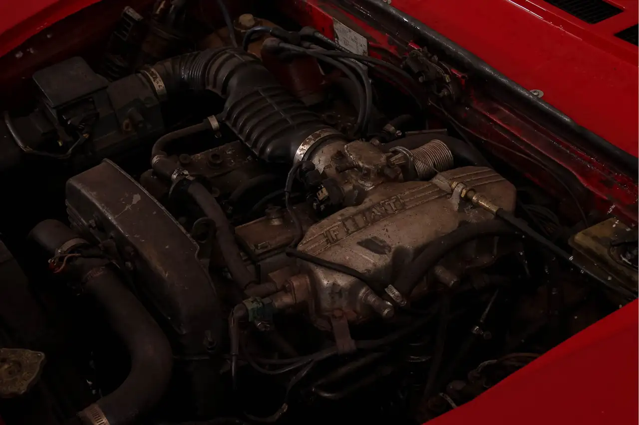 Fiat 124 Spider 2000 injectie, foto 10